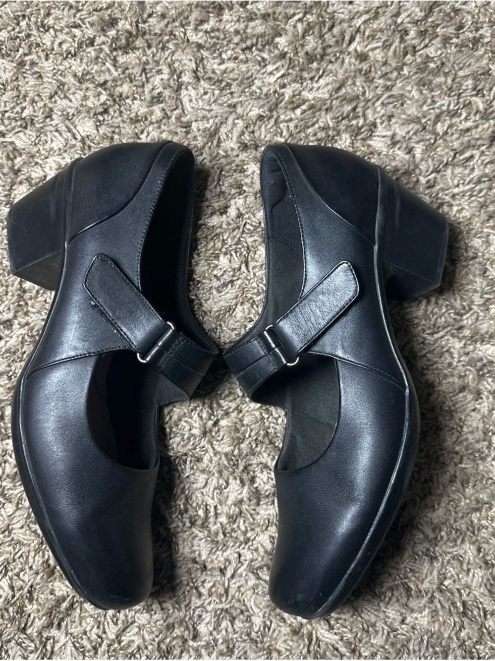 Clarks Black Leather Mary Jane Block Heel Pumps